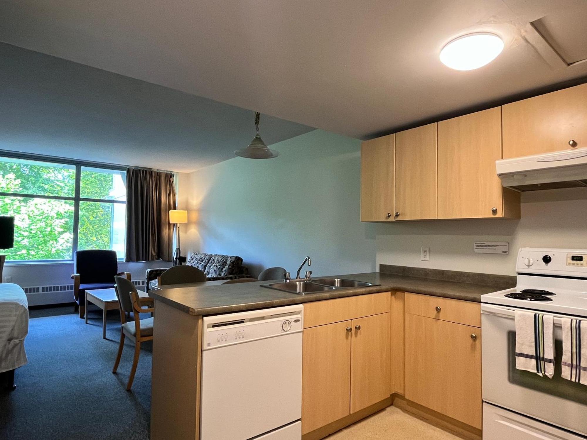 Carey Centre On Ubc Campus Apartment Vancouver Exterior photo